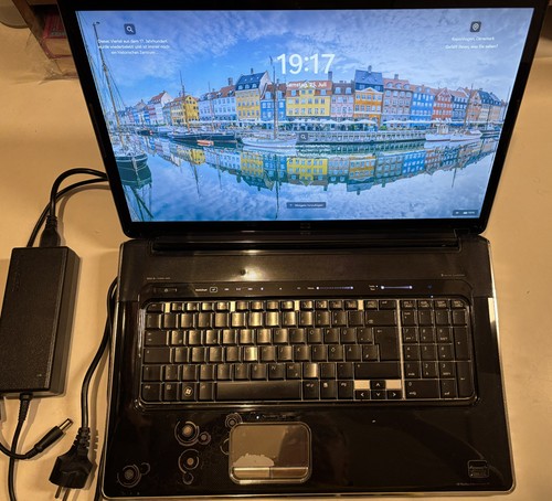 Dv8 laptop 1tb - 18,4",